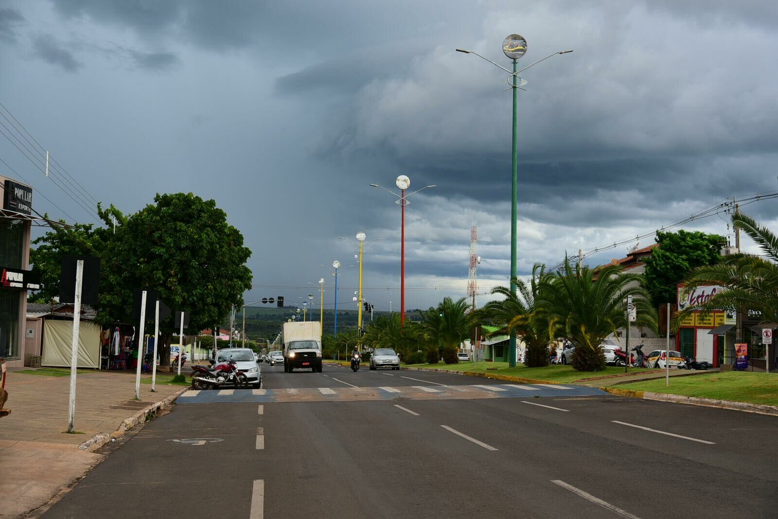 Imagem de compartilhamento para o artigo Feriadão será de muito calor e pancadas rápidas de chuva em Costa Rica e regiões da MS Todo dia